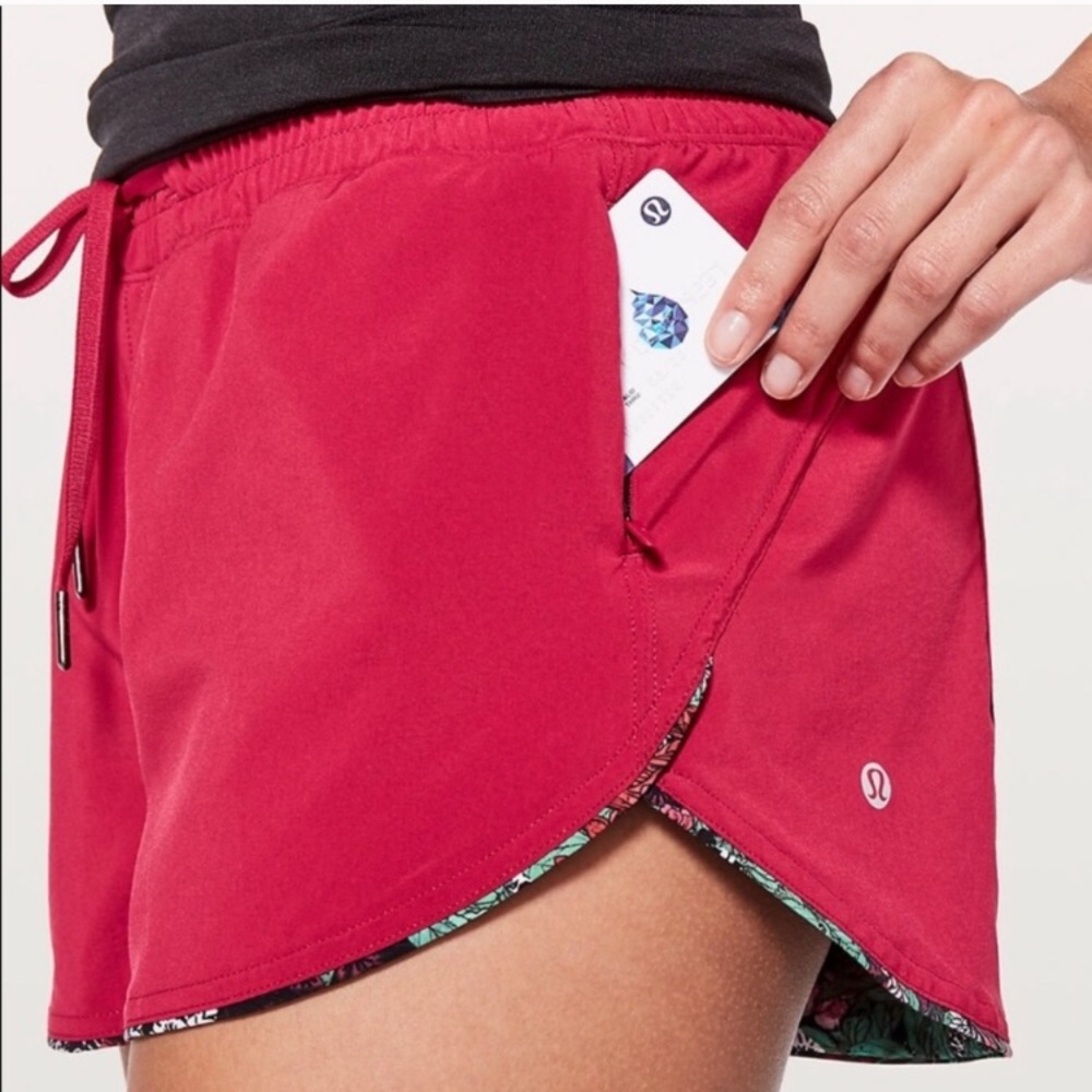 Choose a side reversible Lululemon shorts